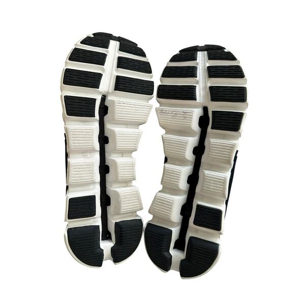 On Cloud ONCLOUD Cloud 5 Black White Running Shoes Sz 8.5 Women's EUC RARE - Picture 13 of 15